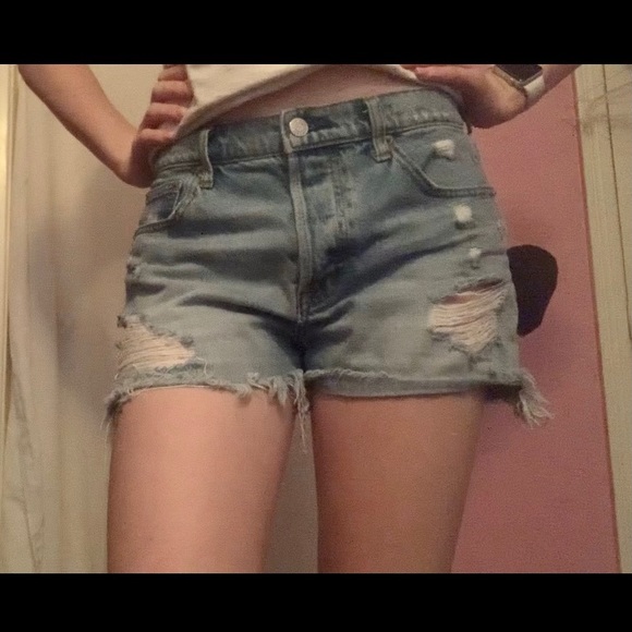 Denim shorts - Picture 4 of 5
